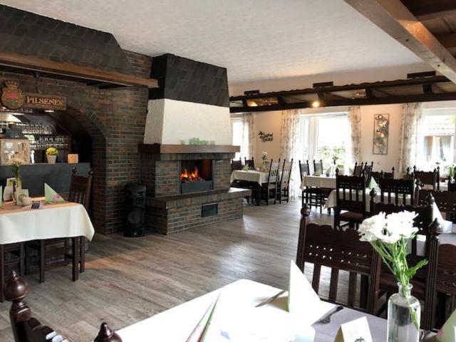Gasthof Zum Dorfkrug Molbergen Экстерьер фото